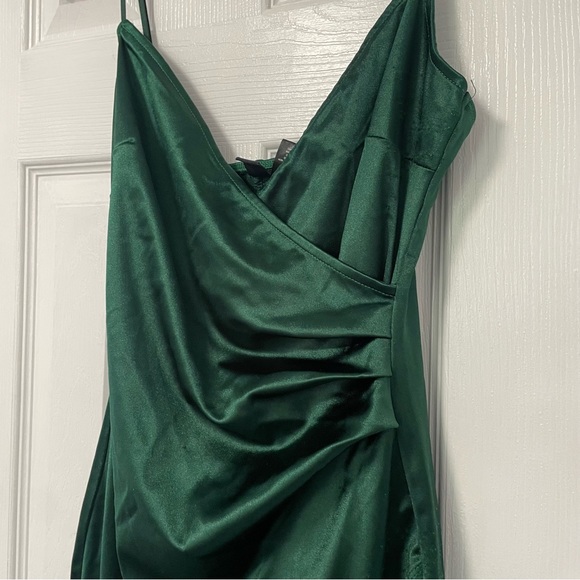 Windsor Jolina Wrap Skirt Satin Dress in Hunter Green - Picture 5 of 9